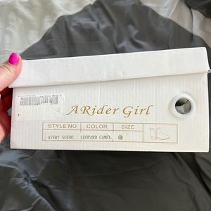 A rider girl brand leopard print booties